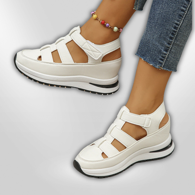 NICOLE | Gesloten teen sneakers