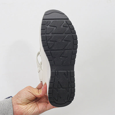 NICOLE | Gesloten teen sneakers